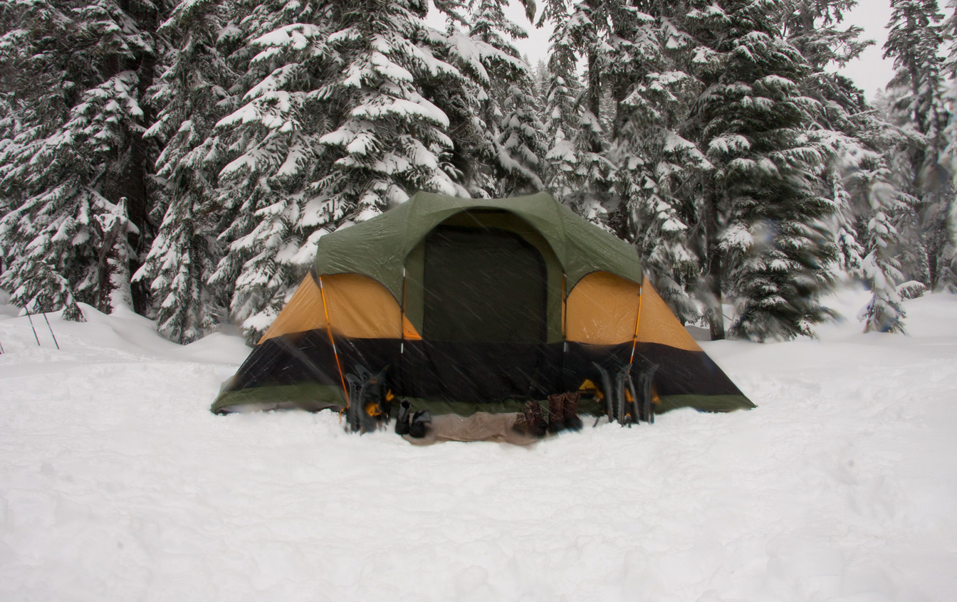 Dormire in tenda in inverno: consigli e indicazioniAttrezzaturaTrekking.it