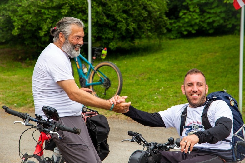 KLICK’S ON WAYS, attraverso le regioni a piedi e in sedia a rotelle per promuovere cammini accessibili a tuttiAttrezzaturaTrekking.it